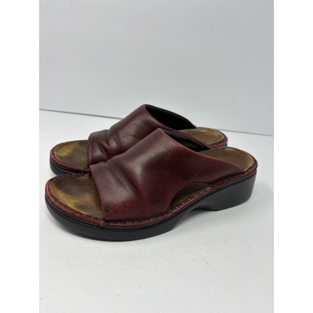 Naot Rome Sandals Red Leather Womens Sz 8-8.5 EU 39 Comfort Slip On